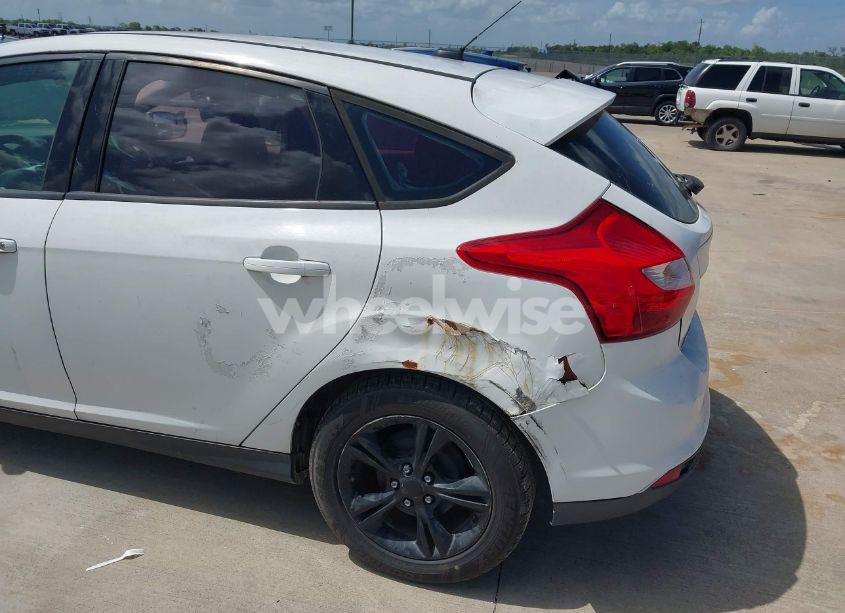 Photo 6 of 2013 Ford Focus SE (VIN 1FADP3K29DL209650)