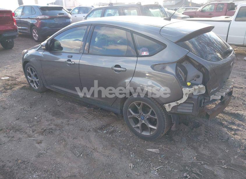 Photo 3 of 2013 Ford Focus SE (VIN 1FADP3K29DL224701)
