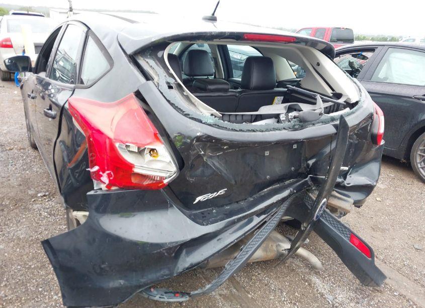 Photo 6 of 2013 Ford Focus SE (VIN 1FADP3K29DL247704)