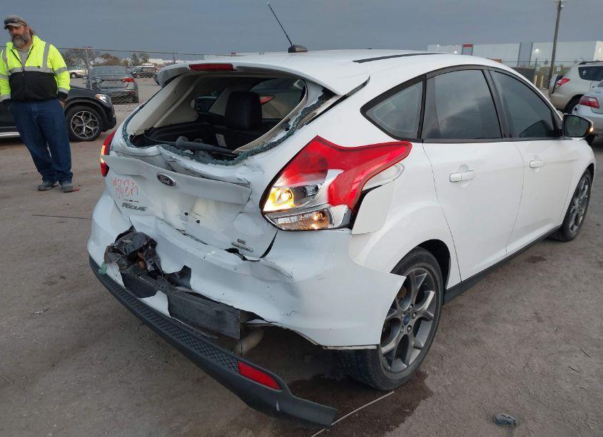 Photo 6 of 2013 Ford Focus SE (VIN 1FADP3K29DL263045)