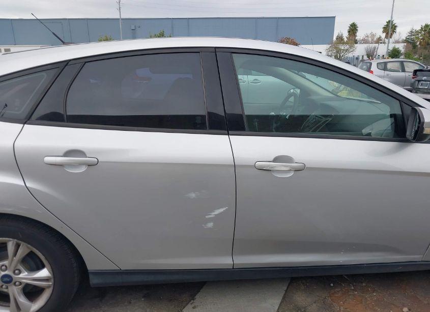 Photo 13 of 2013 Ford Focus SE (VIN 1FADP3K29DL267807)