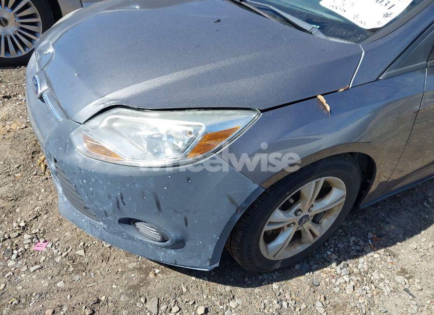 Photo 14 of 2013 Ford Focus SE (VIN 1FADP3K29DL294196)
