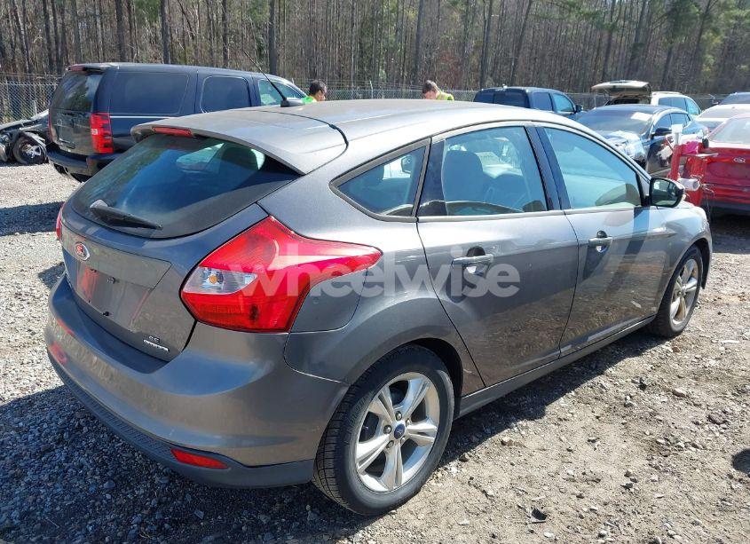 Photo 4 of 2013 Ford Focus SE (VIN 1FADP3K29DL294196)