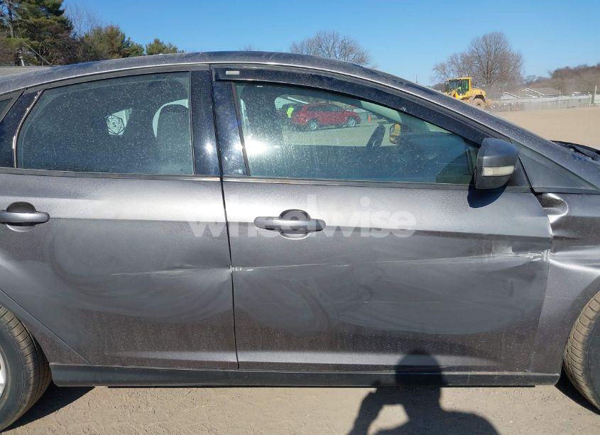 Photo 12 of 2013 Ford Focus SE (VIN 1FADP3K29DL349486)