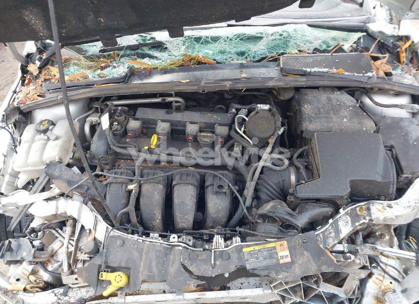 Photo 10 of 2013 Ford Focus SE (VIN 1FADP3K29DL379541)