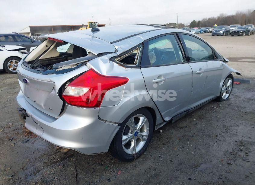 Photo 4 of 2013 Ford Focus SE (VIN 1FADP3K29DL379541)