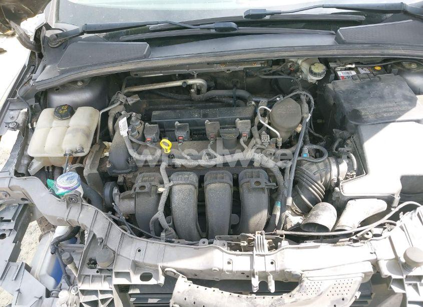 Photo 10 of 2014 Ford Focus SE (VIN 1FADP3K29EL211531)