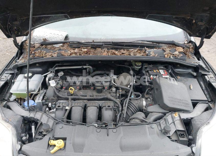 Photo 10 of 2014 Ford Focus SE (VIN 1FADP3K29EL368959)