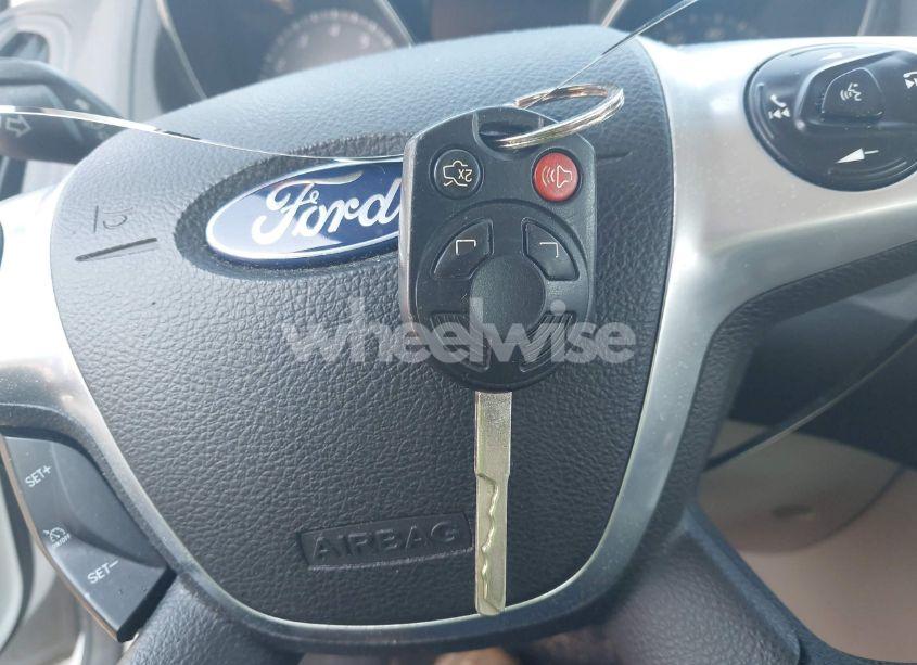 Photo 11 of 2014 Ford Focus SE (VIN 1FADP3K29EL395949)