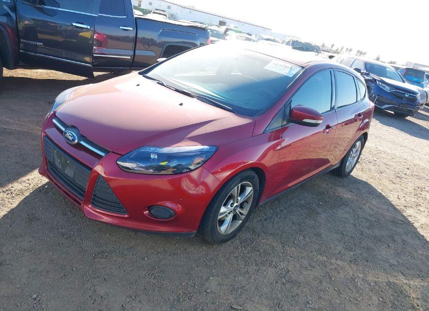 Photo 2 of 2014 Ford Focus SE (VIN 1FADP3K29EL413916)