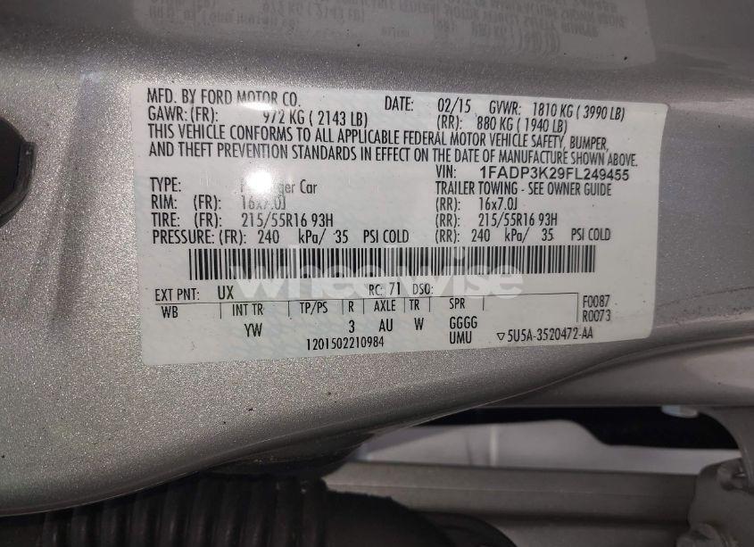Photo 9 of 2015 Ford Focus SE (VIN 1FADP3K29FL249455)