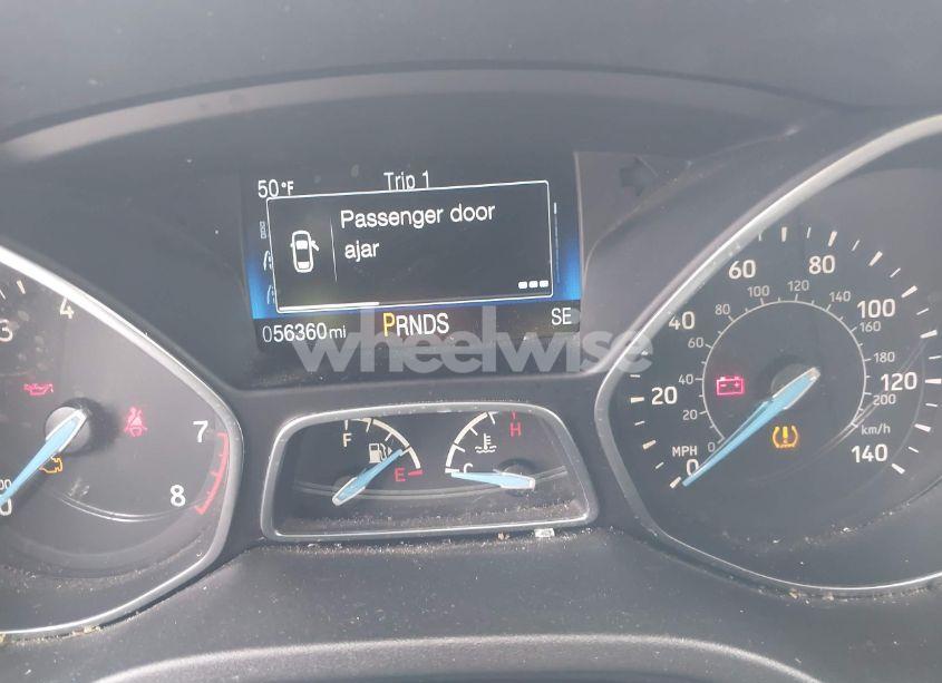 Photo 7 of 2015 Ford Focus SE (VIN 1FADP3K29FL250749)