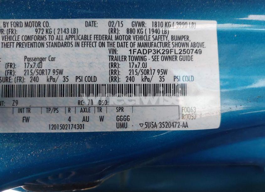 Photo 9 of 2015 Ford Focus SE (VIN 1FADP3K29FL250749)