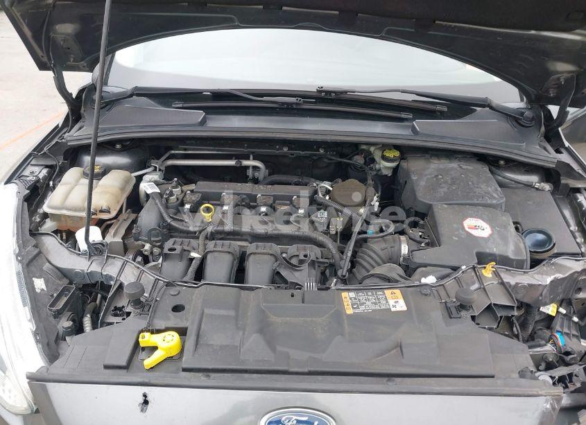 Photo 10 of 2015 Ford Focus SE (VIN 1FADP3K29FL386329)