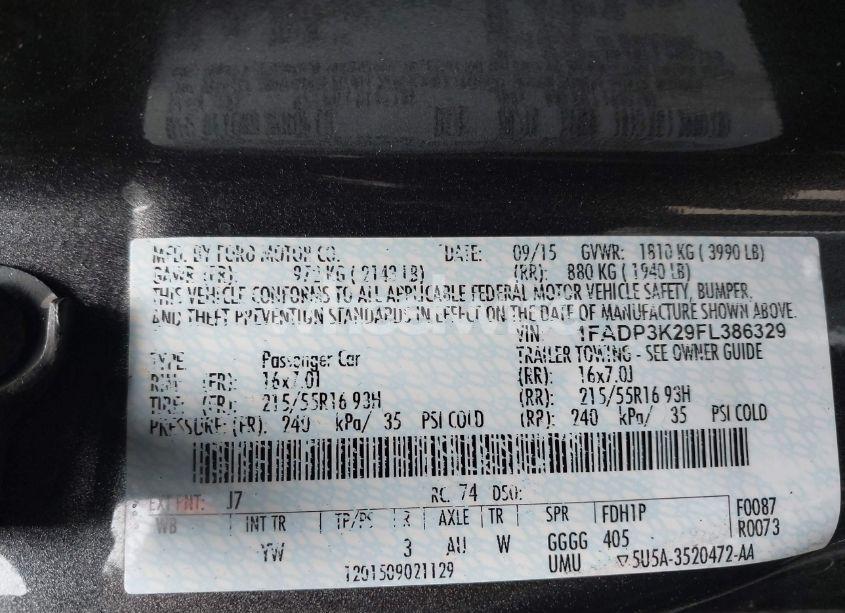 Photo 9 of 2015 Ford Focus SE (VIN 1FADP3K29FL386329)