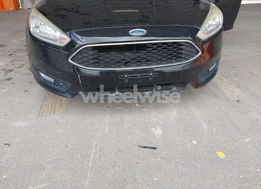 Photo 6 of 2016 Ford Focus SE (VIN 1FADP3K29GL210933)