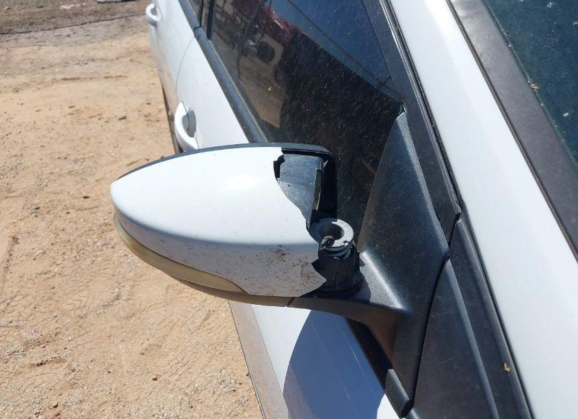 Photo 13 of 2016 Ford Focus SE (VIN 1FADP3K29GL217073)