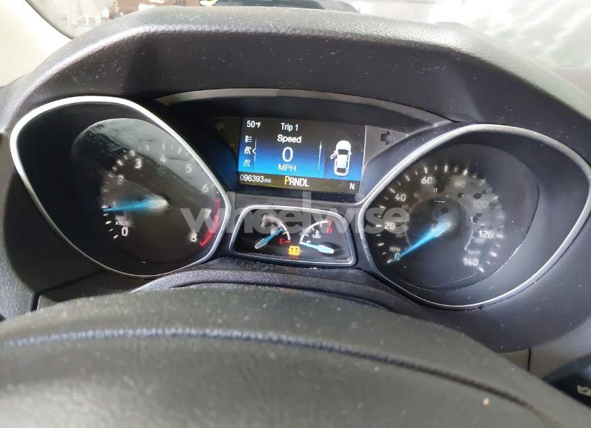 Photo 7 of 2016 Ford Focus SE (VIN 1FADP3K29GL227196)