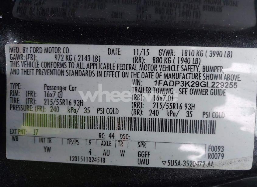 Photo 9 of 2016 Ford Focus SE (VIN 1FADP3K29GL229255)