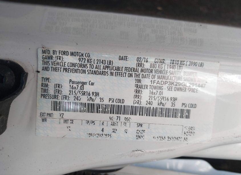 Photo 9 of 2016 Ford Focus SE (VIN 1FADP3K29GL291447)