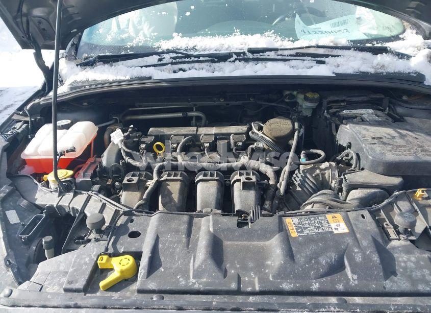 Photo 10 of 2016 Ford Focus SE (VIN 1FADP3K29GL299662)