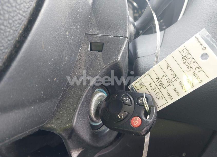 Photo 11 of 2016 Ford Focus SE (VIN 1FADP3K29GL299662)