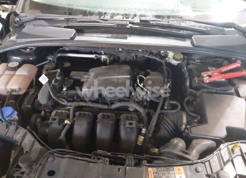 Photo 10 of 2016 Ford Focus SE (VIN 1FADP3K29GL311924)