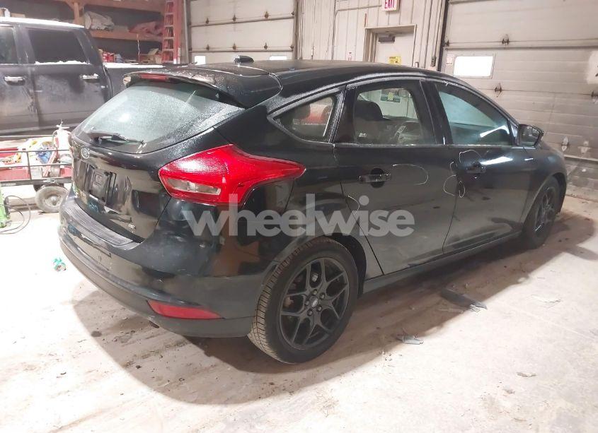 Photo 4 of 2016 Ford Focus SE (VIN 1FADP3K29GL311924)