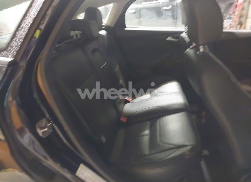 Photo 8 of 2016 Ford Focus SE (VIN 1FADP3K29GL311924)