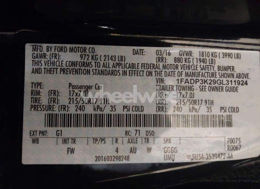 Photo 9 of 2016 Ford Focus SE (VIN 1FADP3K29GL311924)