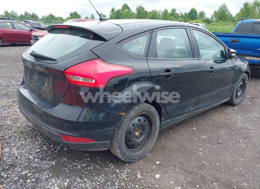 Photo 4 of 2016 Ford Focus SE (VIN 1FADP3K29GL313950)