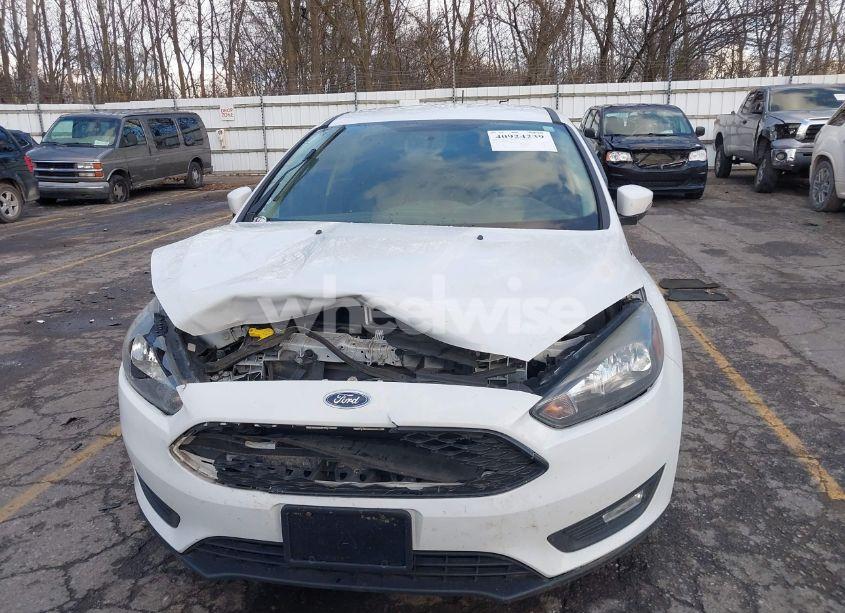 Photo 12 of 2016 Ford Focus SE (VIN 1FADP3K29GL345961)