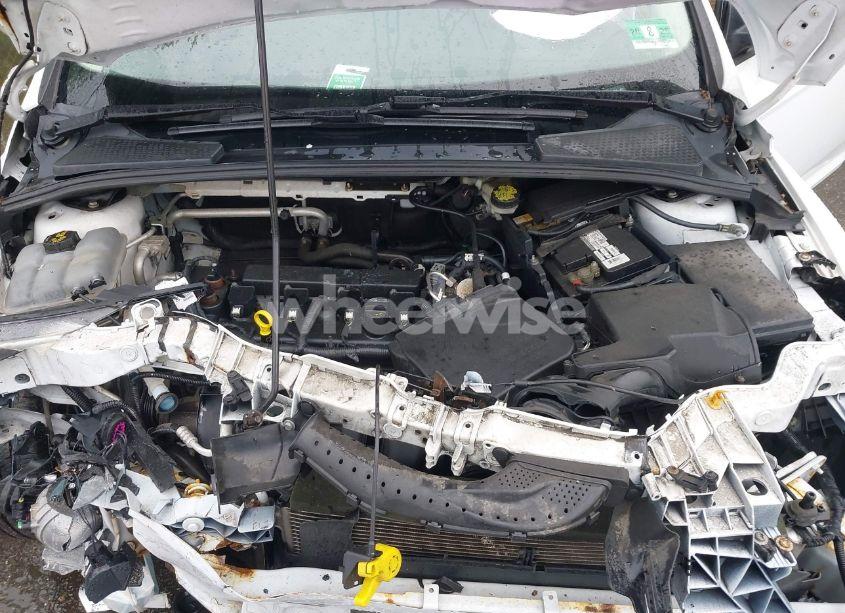 Photo 10 of 2016 Ford Focus SE (VIN 1FADP3K29GL354594)