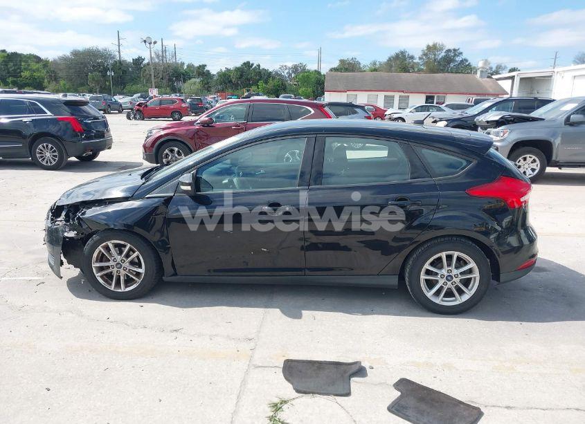 Photo 14 of 2016 Ford Focus SE (VIN 1FADP3K29GL367944)