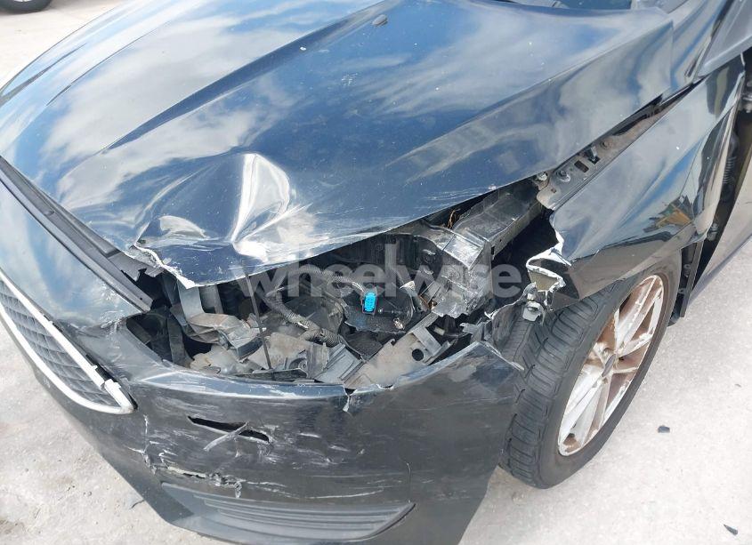 Photo 6 of 2016 Ford Focus SE (VIN 1FADP3K29GL367944)