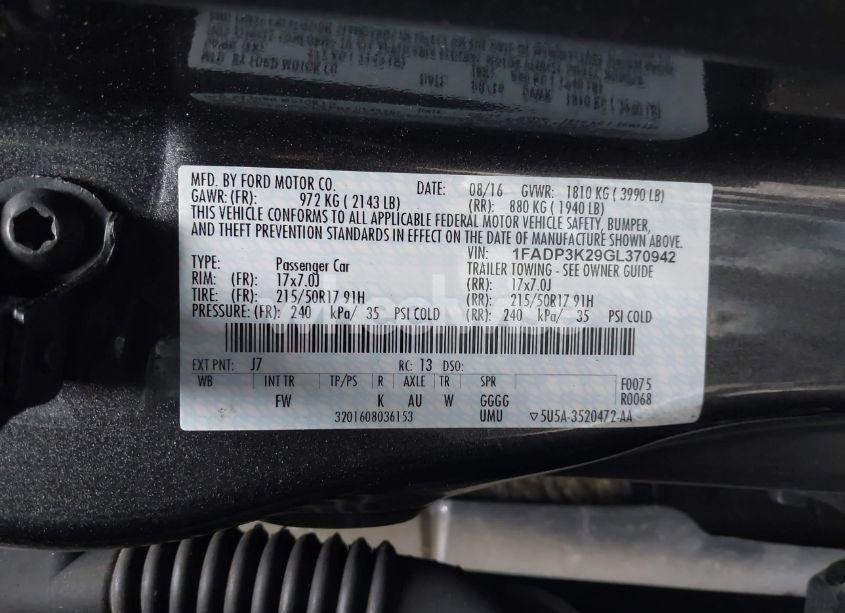 Photo 9 of 2016 Ford Focus SE (VIN 1FADP3K29GL370942)