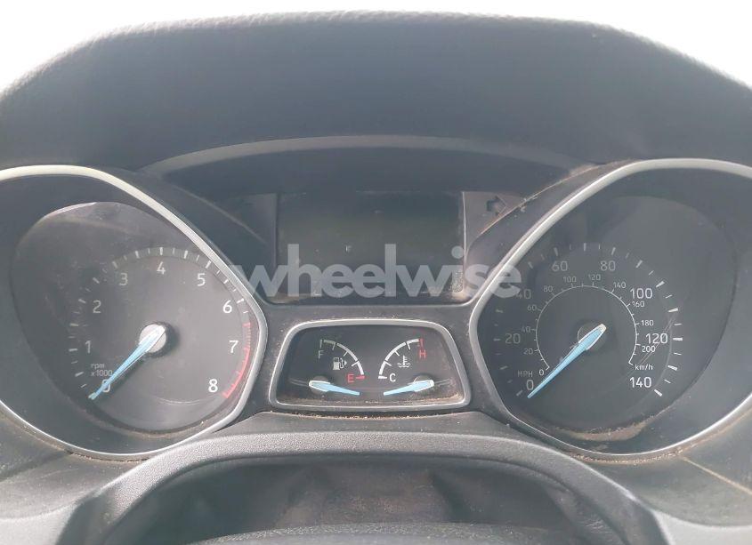 Photo 7 of 2016 Ford Focus SE (VIN 1FADP3K29GL384260)