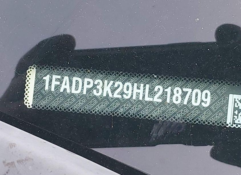 Photo 9 of 2017 Ford Focus SE (VIN 1FADP3K29HL218709)