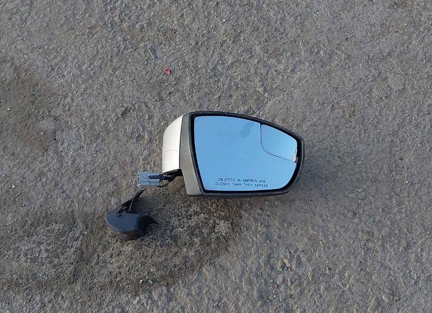 Photo 12 of 2017 Ford Focus SE (VIN 1FADP3K29HL231797)