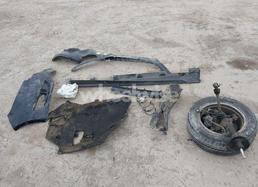 Photo 12 of 2017 Ford Focus SE (VIN 1FADP3K29HL258689)