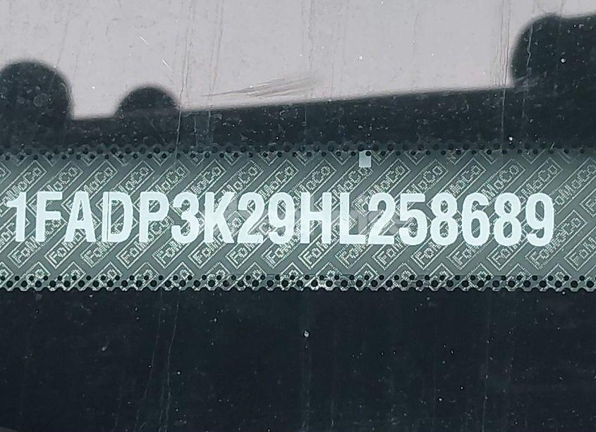 Photo 9 of 2017 Ford Focus SE (VIN 1FADP3K29HL258689)