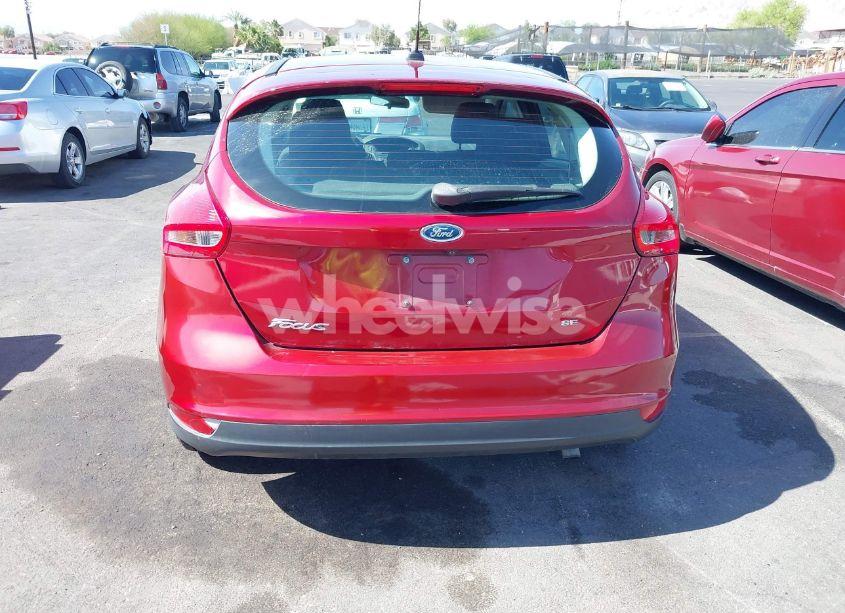 Photo 12 of 2017 Ford Focus SE (VIN 1FADP3K29HL299808)