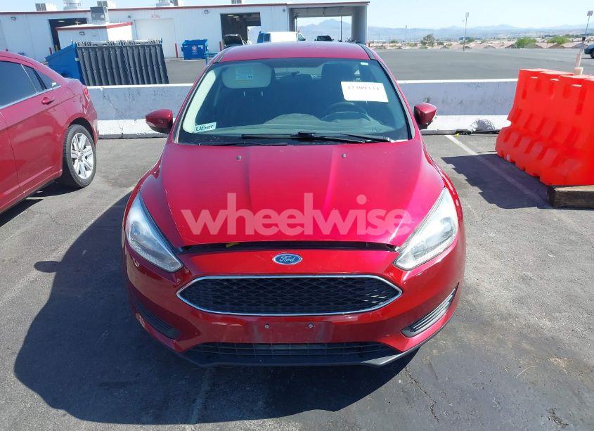 Photo 6 of 2017 Ford Focus SE (VIN 1FADP3K29HL299808)