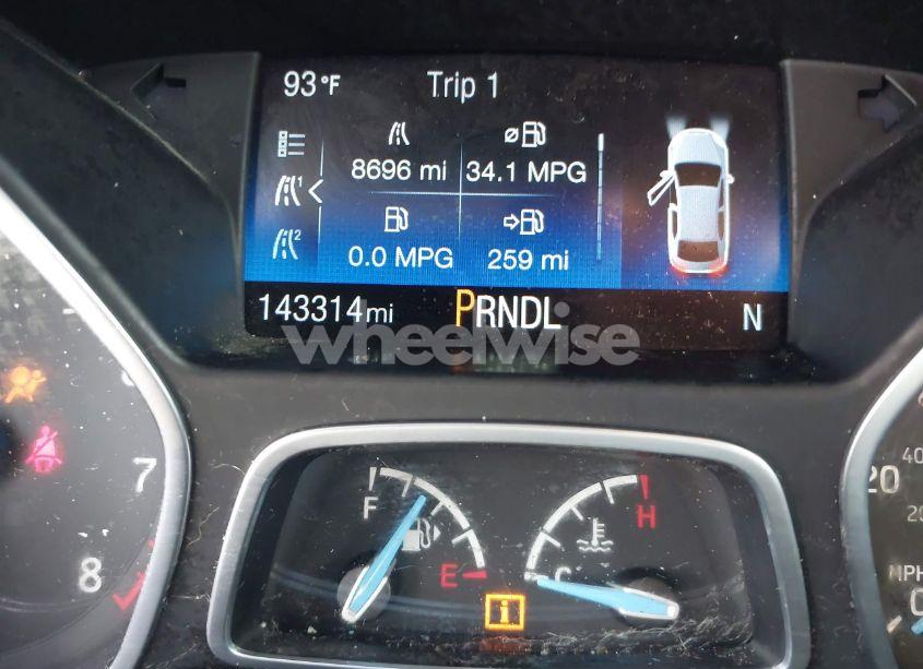 Photo 15 of 2018 Ford Focus SE (VIN 1FADP3K29JL206419)
