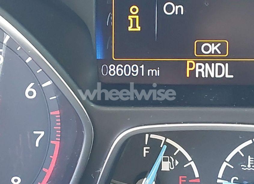 Photo 15 of 2018 Ford Focus SE (VIN 1FADP3K29JL222555)