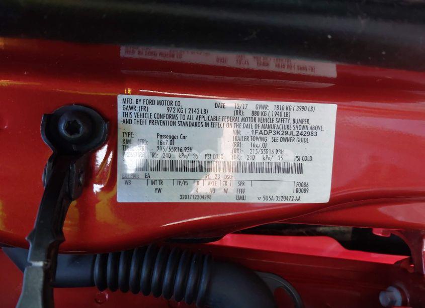 Photo 9 of 2018 Ford Focus SE (VIN 1FADP3K29JL242983)