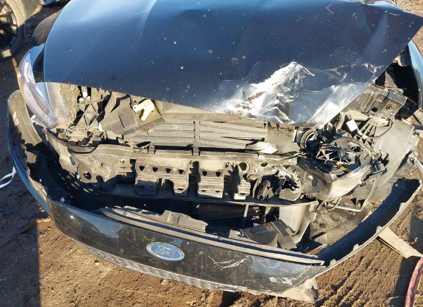 Photo 6 of 2018 Ford Focus SE (VIN 1FADP3K29JL243471)