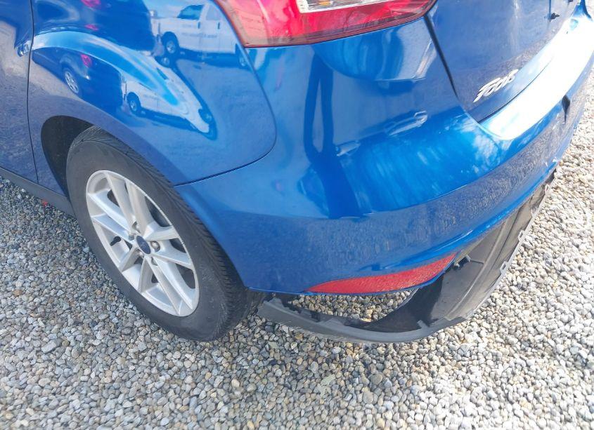 Photo 19 of 2018 Ford Focus SE (VIN 1FADP3K29JL282271)