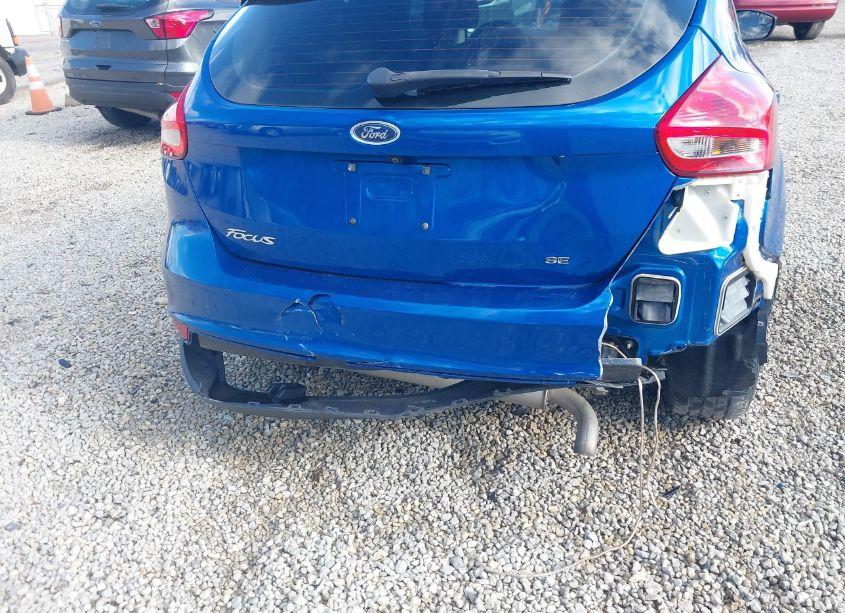 Photo 6 of 2018 Ford Focus SE (VIN 1FADP3K29JL282271)