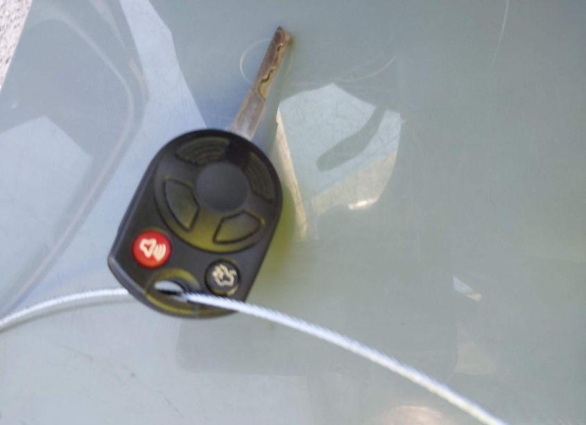 Photo 11 of 2018 Ford Focus SE (VIN 1FADP3K29JL329699)